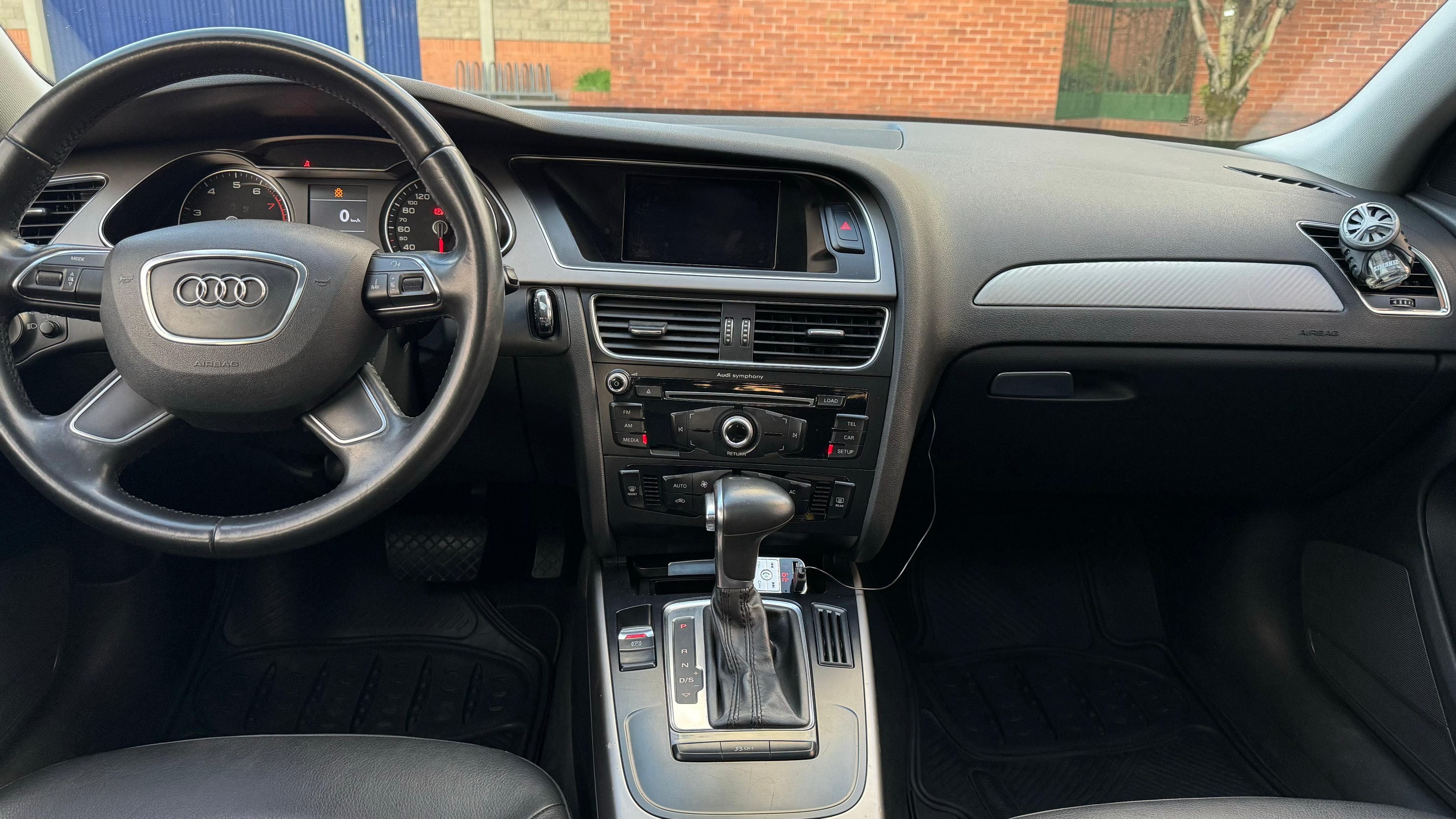 Audi 2
