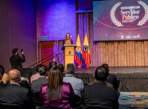 CONMEMORACIÓN SERVIDOR PUBLICO - COMPENSAR 68 - 29.09.2521