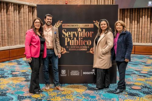 CONMEMORACIÓN SERVIDOR PUBLICO - COMPENSAR 68 - 29.09.254